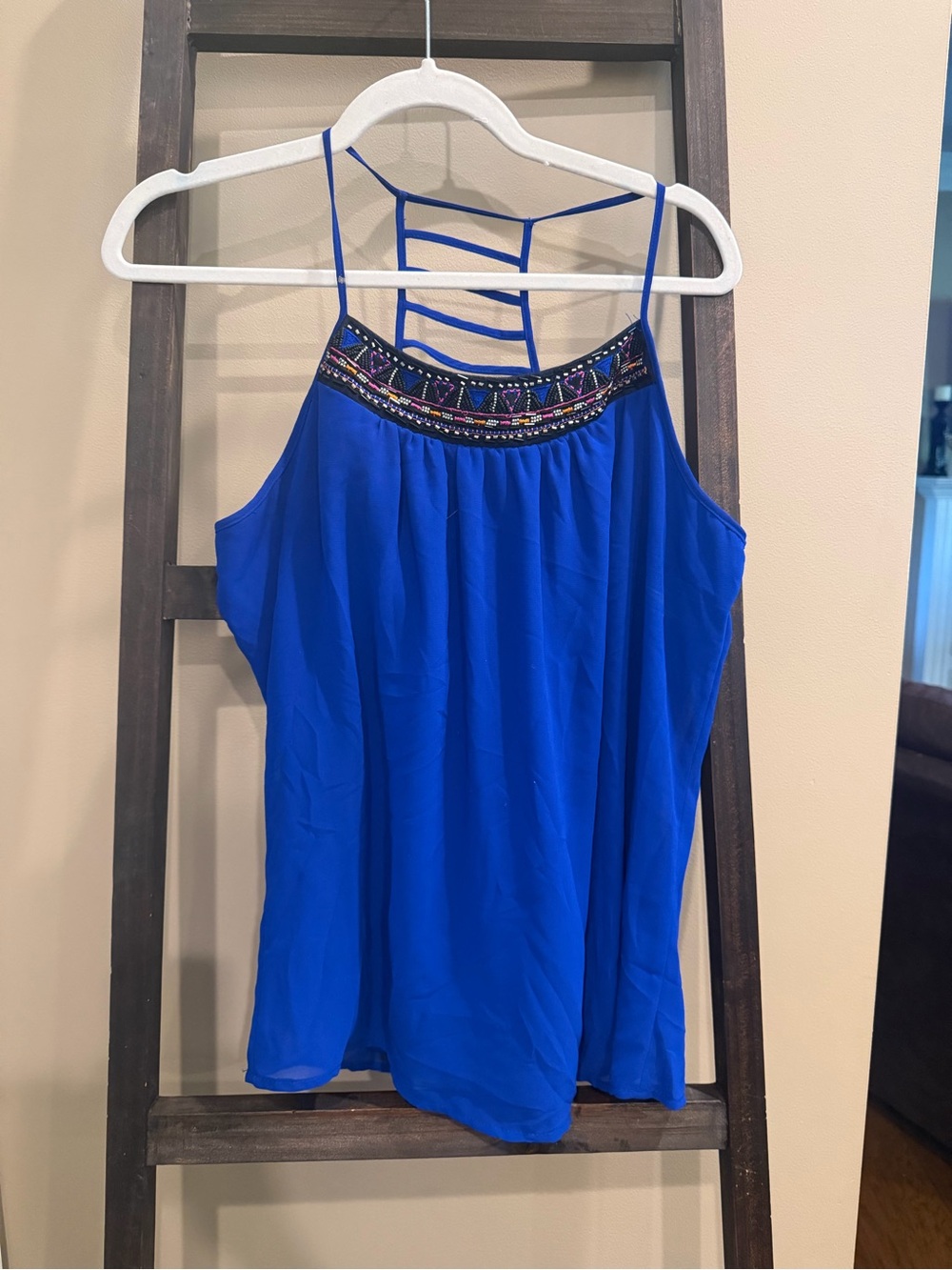 3 total women’s tops